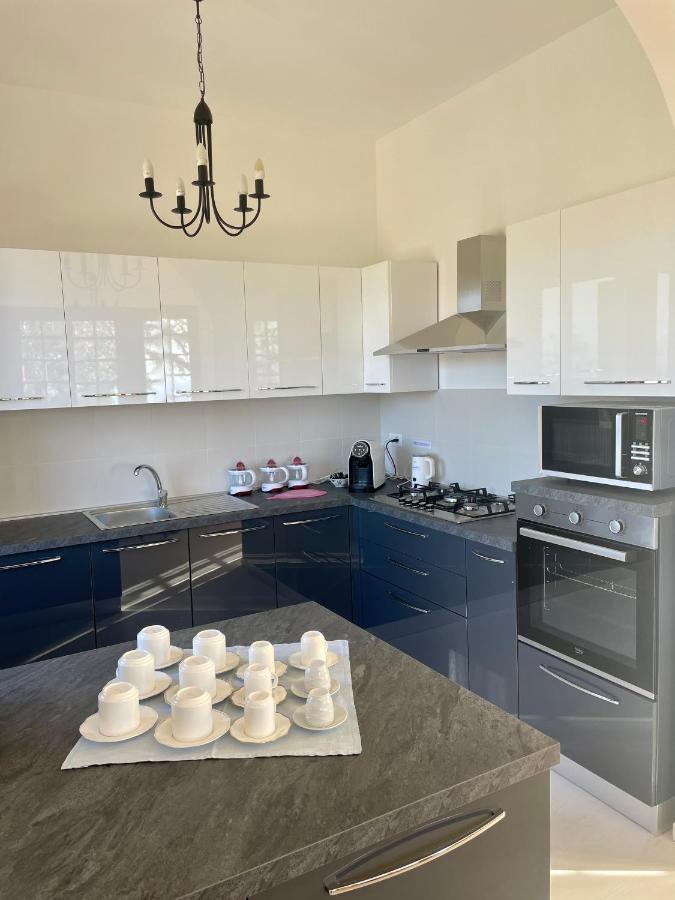 בורדיגרה Villa Gaia - Luxury Villa, Pool & Wellness Rooms מראה חיצוני תמונה