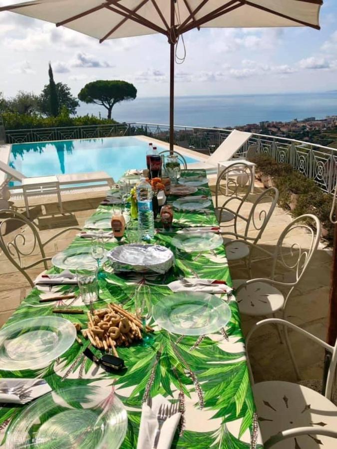בורדיגרה Villa Gaia - Luxury Villa, Pool & Wellness Rooms מראה חיצוני תמונה