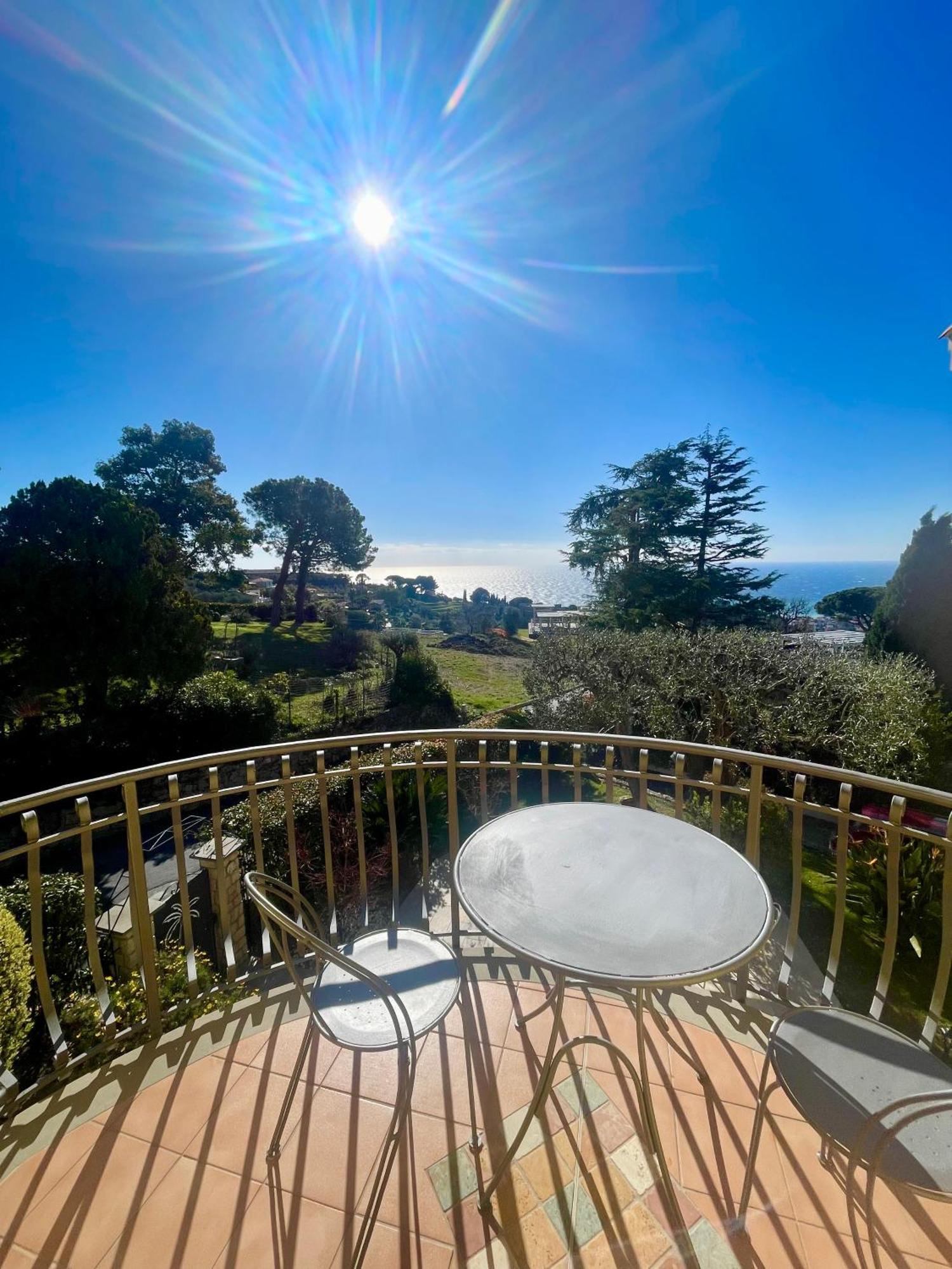 בורדיגרה Villa Gaia - Luxury Villa, Pool & Wellness Rooms מראה חיצוני תמונה
