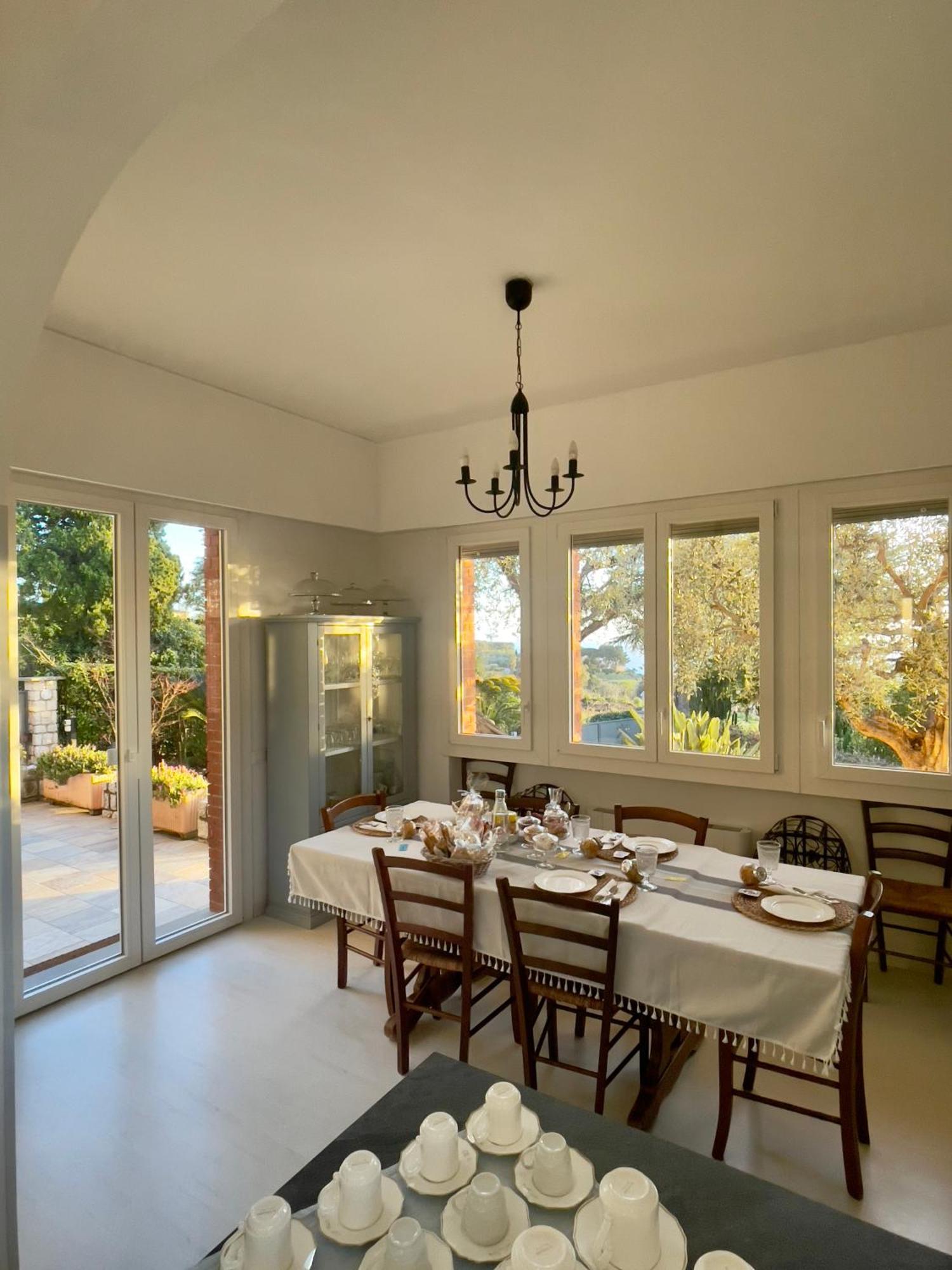 בורדיגרה Villa Gaia - Luxury Villa, Pool & Wellness Rooms מראה חיצוני תמונה