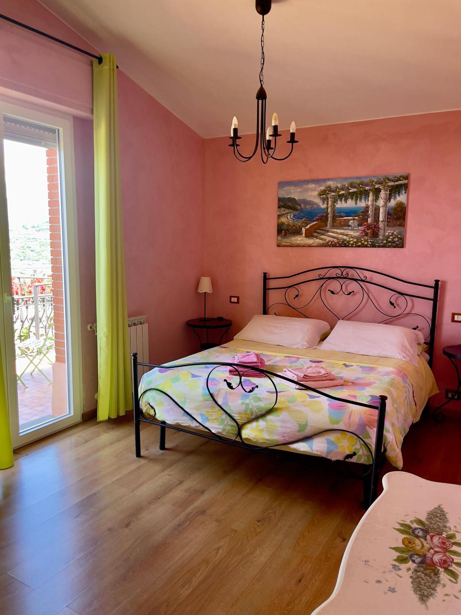 בורדיגרה Villa Gaia - Luxury Villa, Pool & Wellness Rooms מראה חיצוני תמונה
